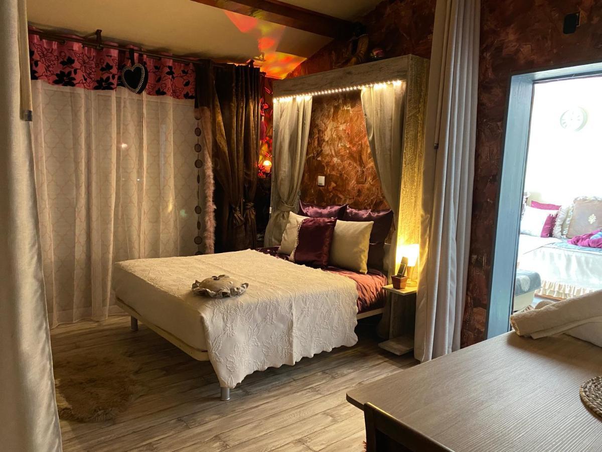 Suite Spa Acces Autonome Beaucaire  Exterior photo